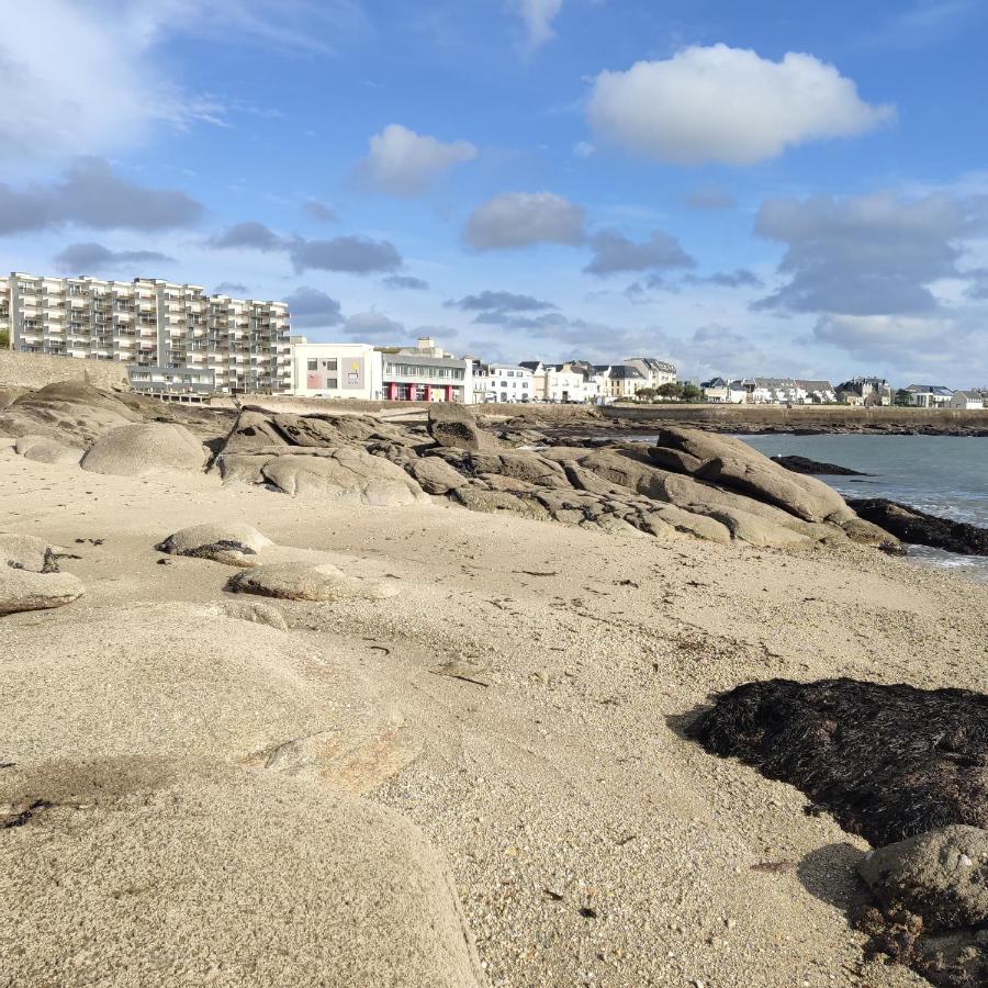 Le 21 Vue Sur Mer Concarneau Exterior photo